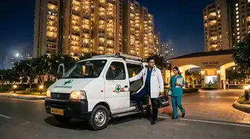 Doctor arriving at night for a home visit in Gurgaon